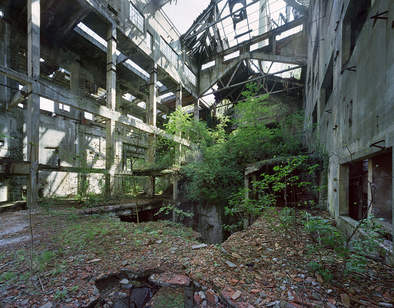 Illustration for article titled An Ephemeral Tour of Europe's Abandoned Industrial Ruins
